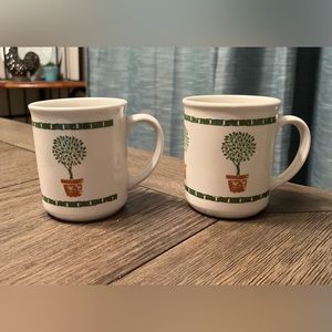 Pier 1 Angleterre Topiary England‎ Coffee Mug Set of 2